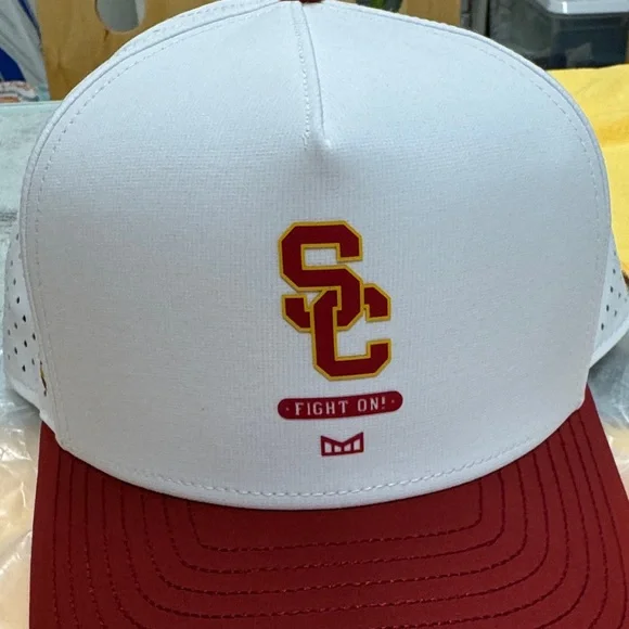 Melin Small White and Red SC Logo Cap - Picture 11 of 13